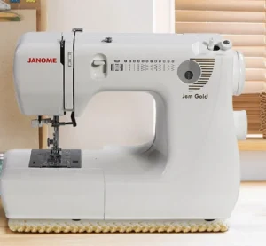 Janome Gem Gold 660